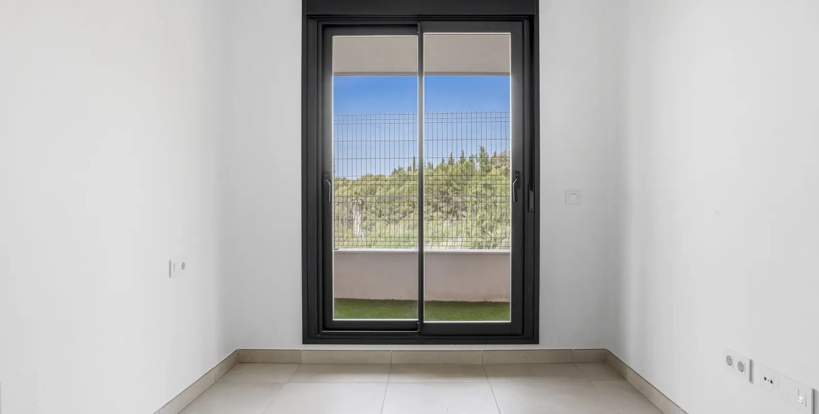 Venta de apartamento en planta baja en La Cala de Mijas 8