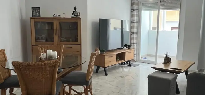Sale of middle floor apartment in Estepona 0