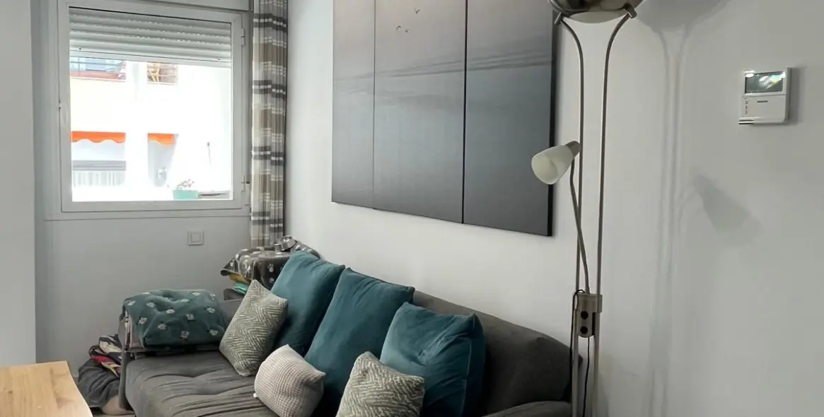 Sale of middle floor apartment in Estepona 5