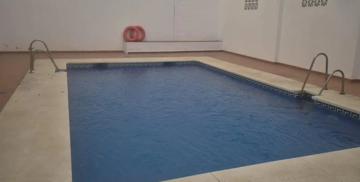 Sale of middle floor apartment in Estepona 14