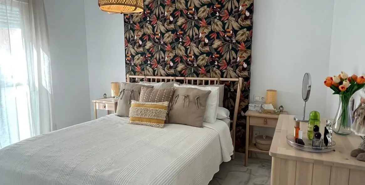 Sale of middle floor apartment in Estepona 41