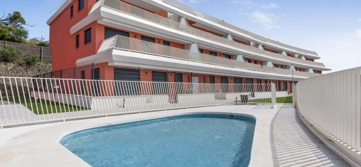 Venta de apartamento en planta media en La Cala de Mijas 0