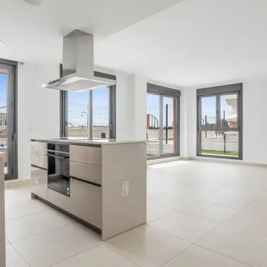 Venta de apartamento en planta media en La Cala de Mijas