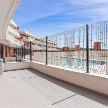 Venta de apartamento en planta media en La Cala de Mijas