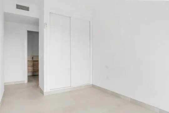Image 7 thumb