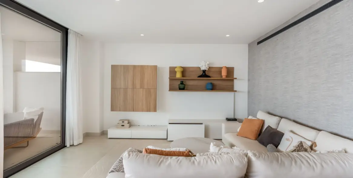 Venta de apartamento en planta baja en Higueron 4