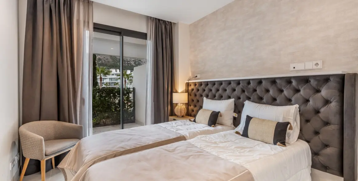 Venta de apartamento en planta baja en Higueron 7