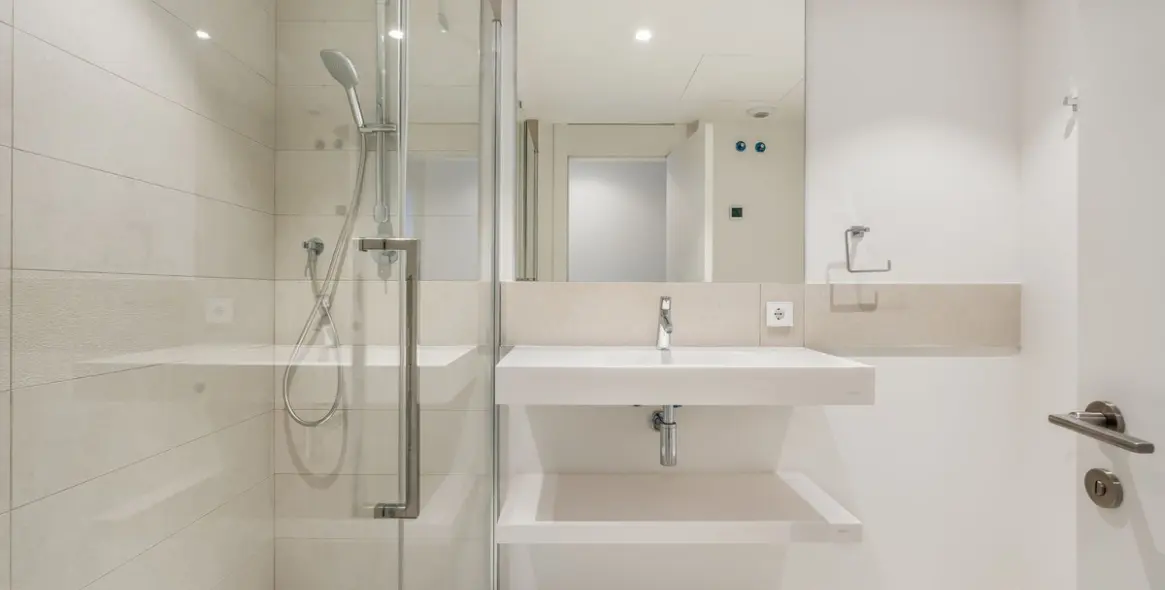 Venta de apartamento en planta baja en Higueron 19