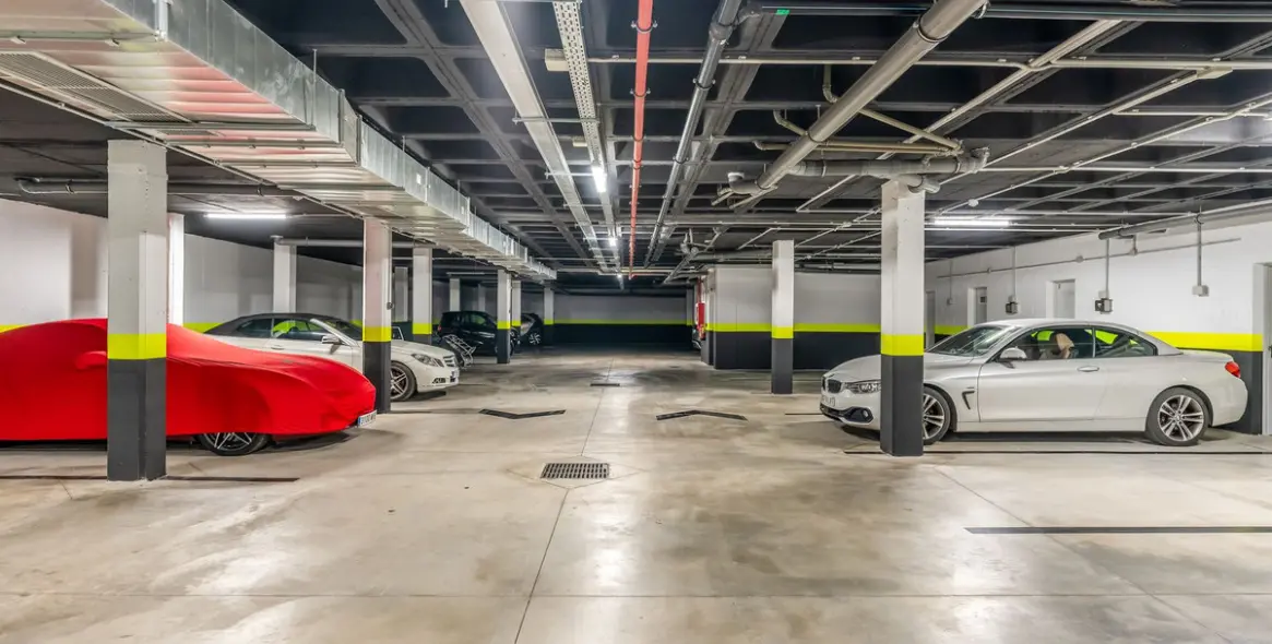 Venta de apartamento en planta baja en Higueron 25