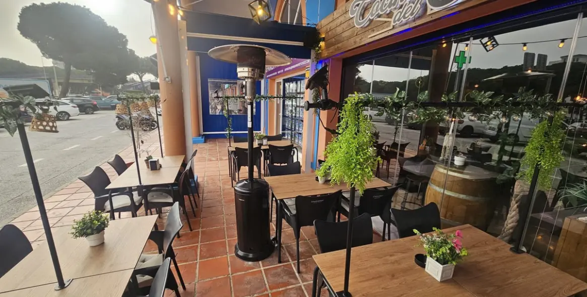 Sale of restaurant in Calahonda 10
