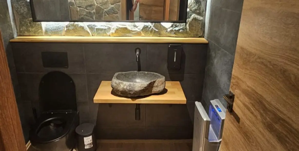 Sale of restaurant in Calahonda 16