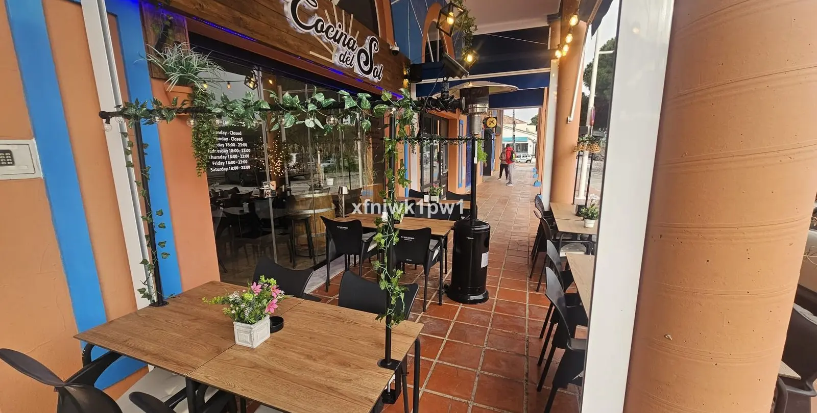 Sale of restaurant in Calahonda 1