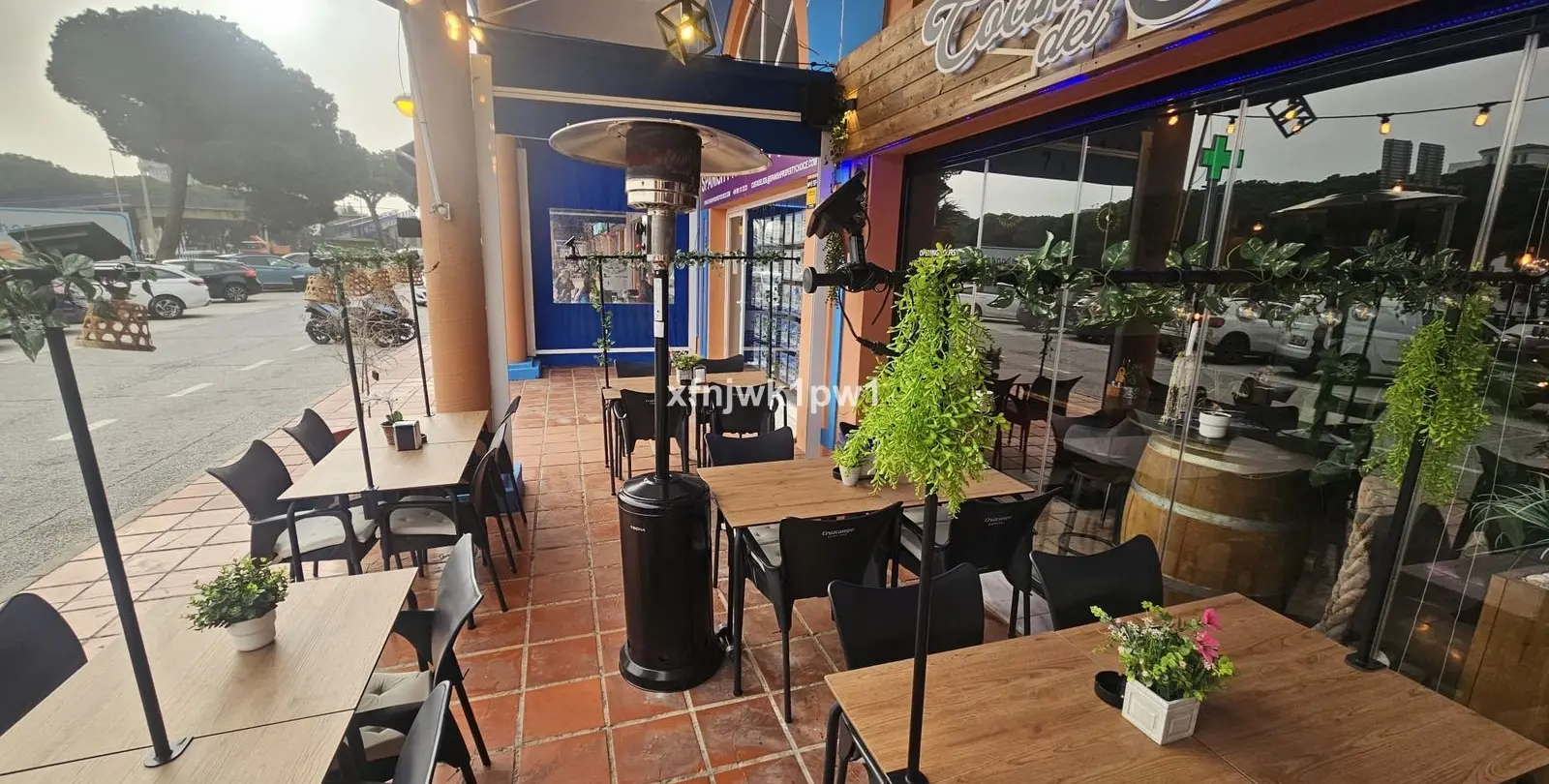 Sale of restaurant in Calahonda 10