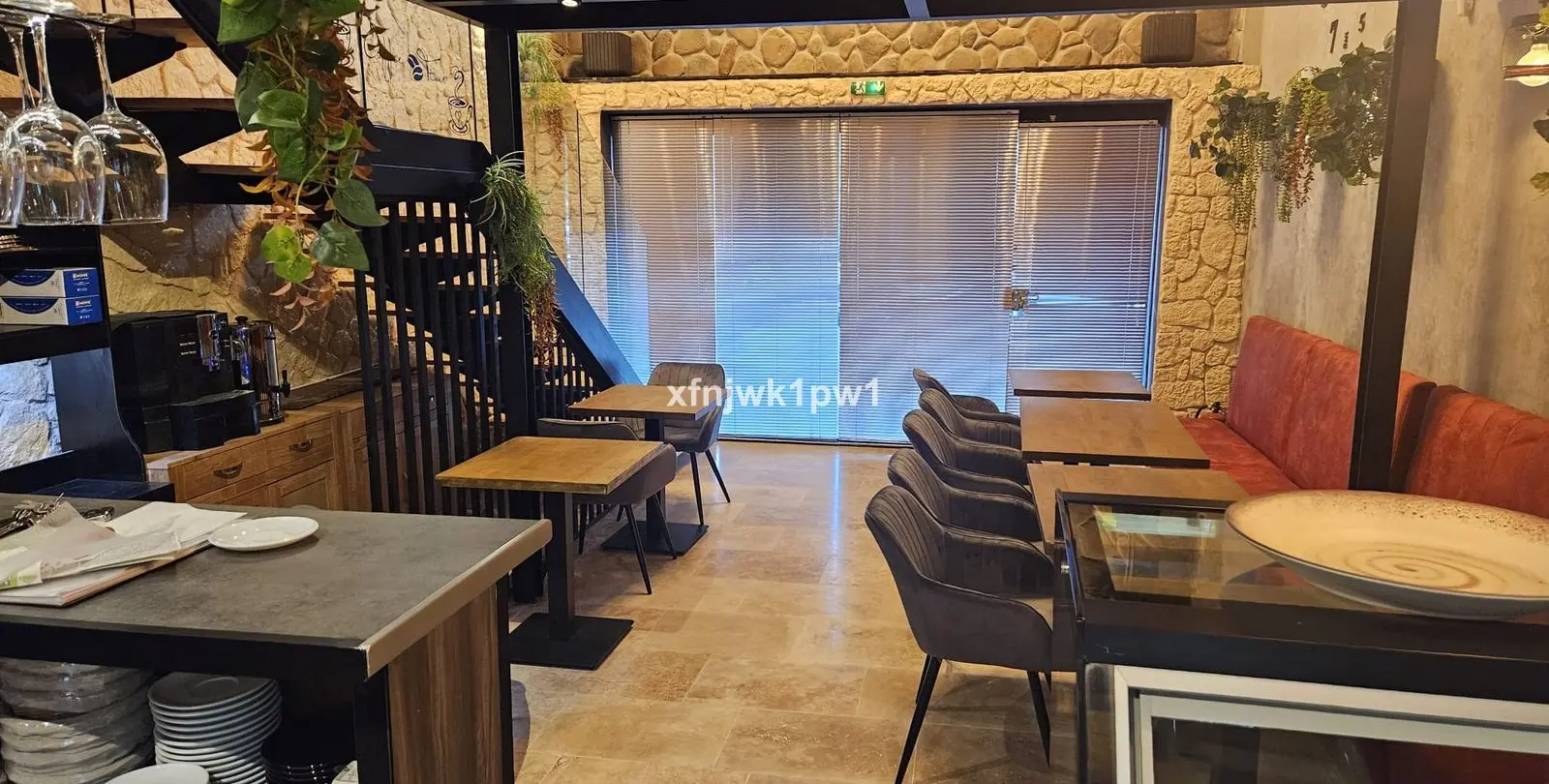 Sale of restaurant in Calahonda 12
