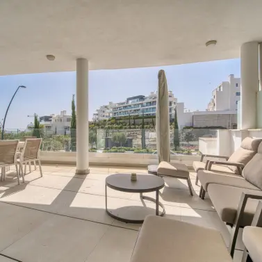 Sale of ground floor apartment in Higueron