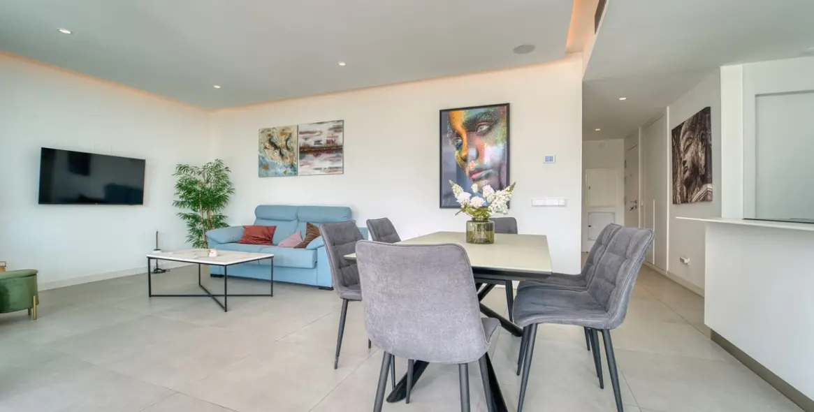 Sale of ground floor apartment in Higueron 15