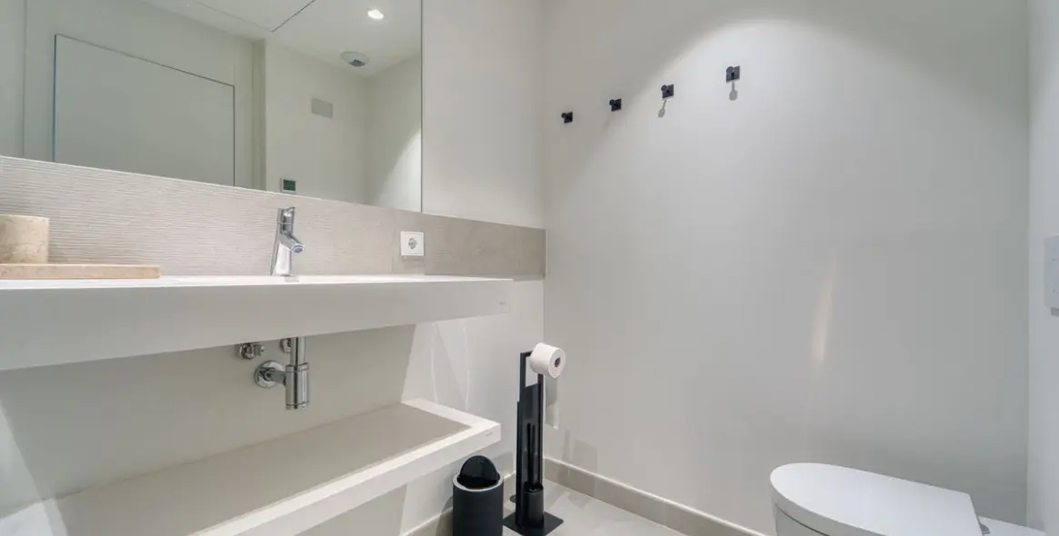 Sale of ground floor apartment in Higueron 17