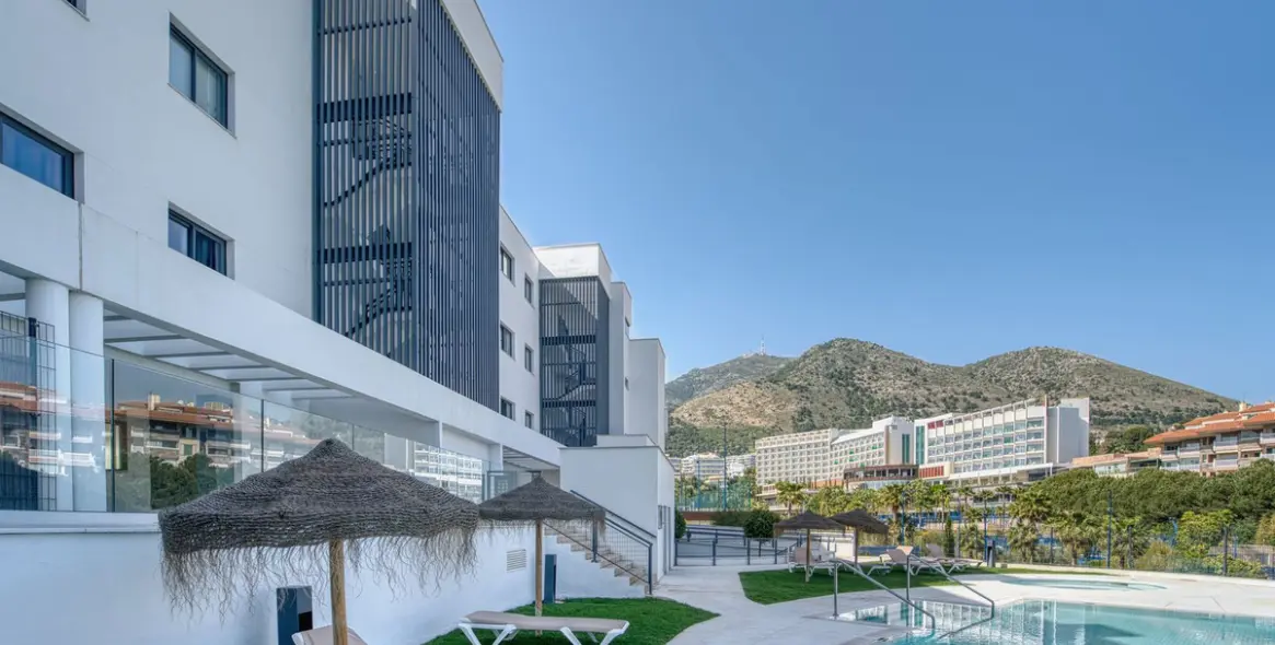 Sale of ground floor apartment in Higueron 24