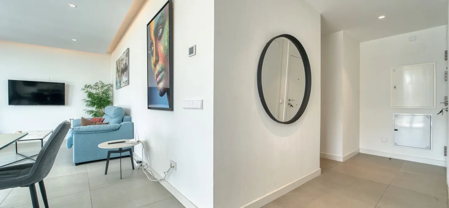 Sale of middle floor apartment in Higueron 3