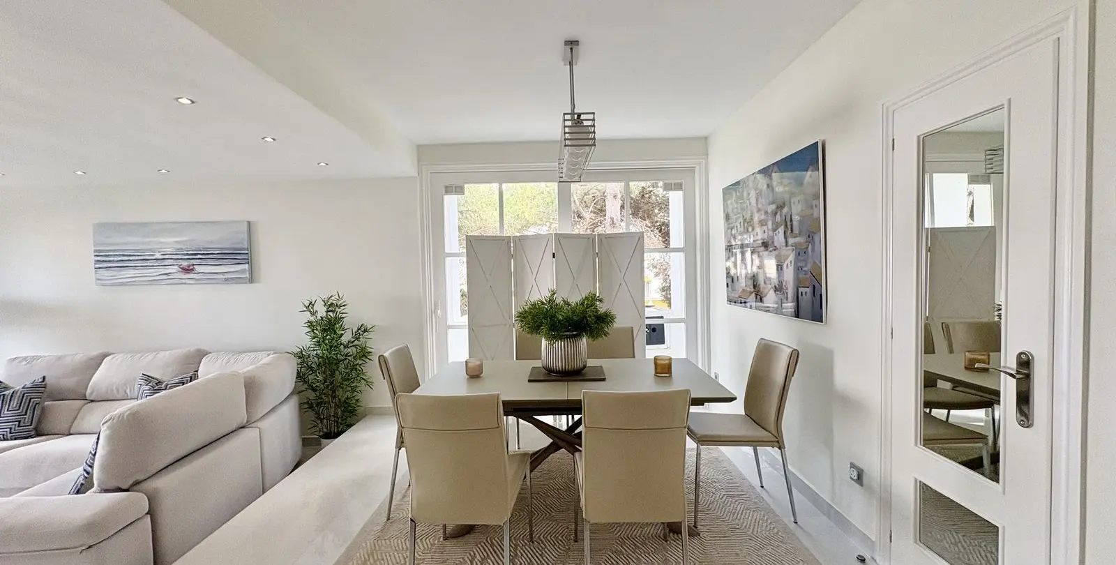 Продажа апартаментов на среднем этаже в Elviria 7