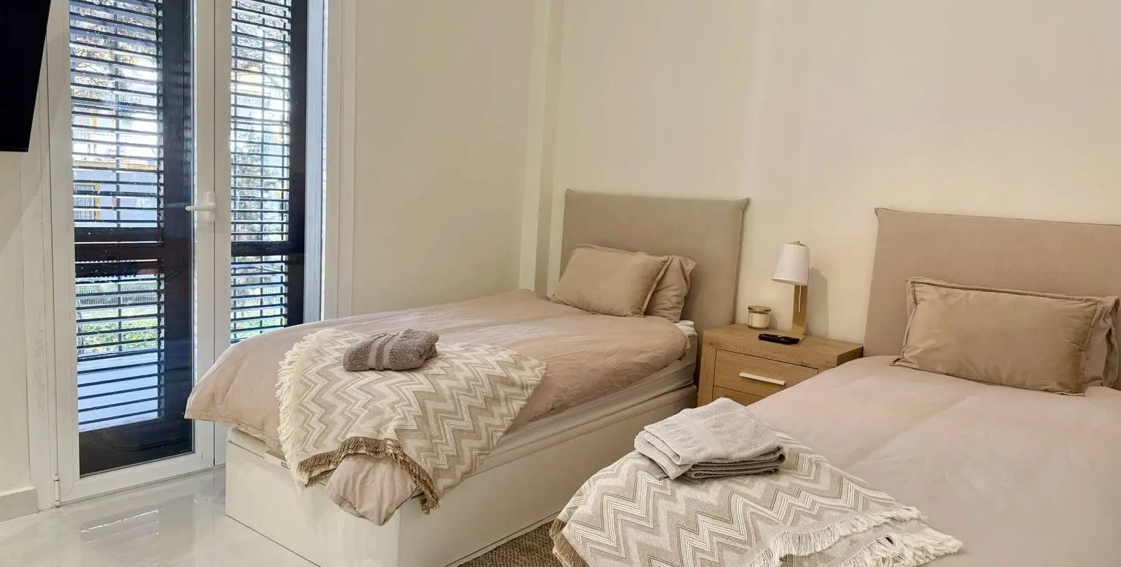 Продажа апартаментов на среднем этаже в Elviria 23