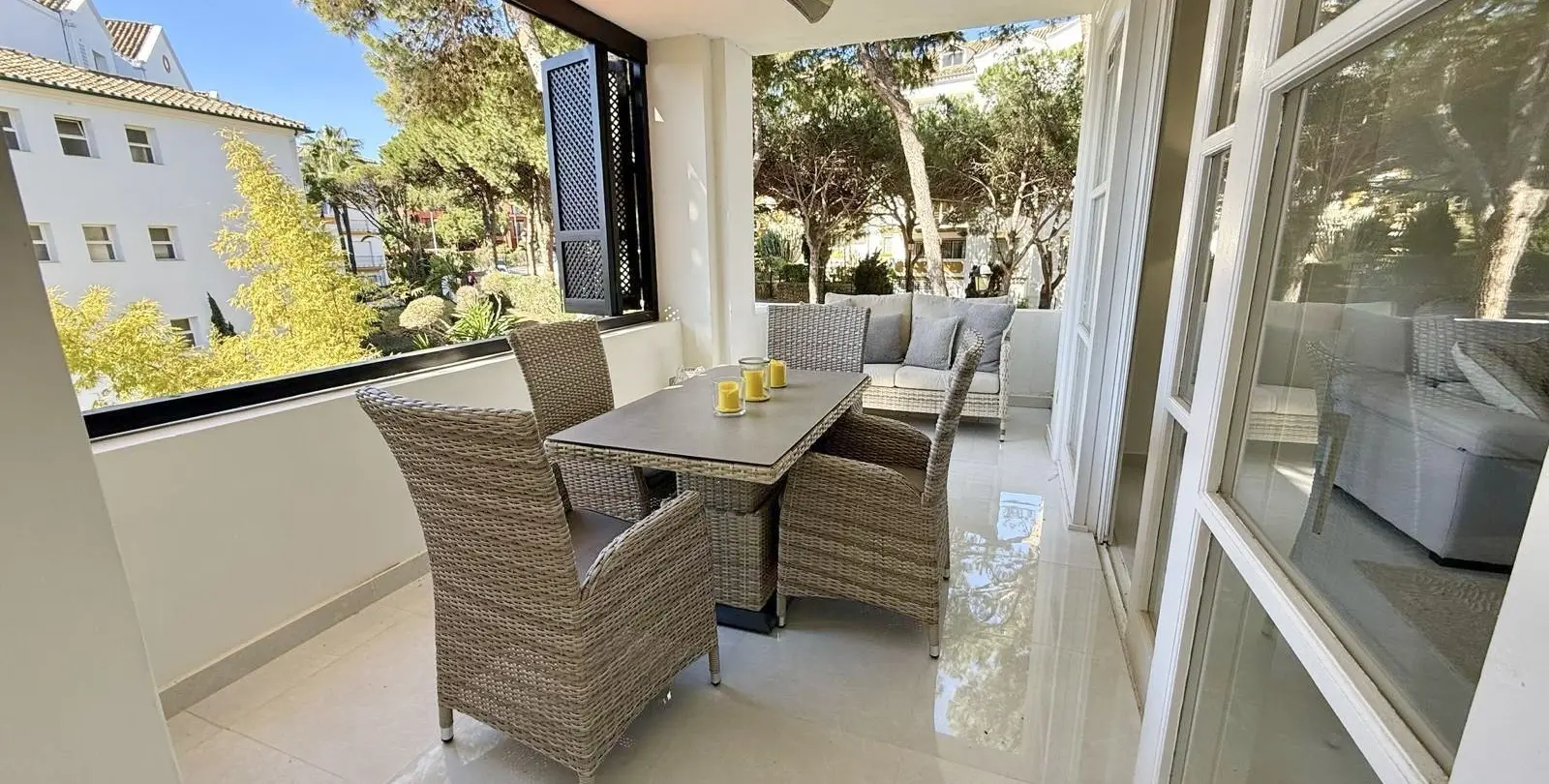 Продажа апартаментов на среднем этаже в Elviria 32