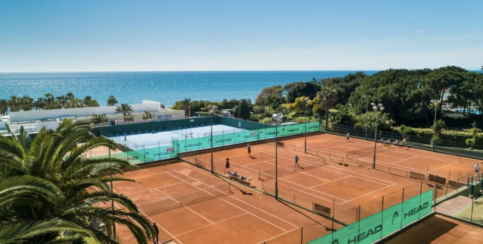 Продажа апартаментов на среднем этаже в Elviria 37
