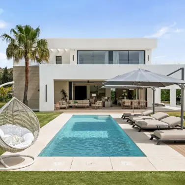 Venta de villa independiente en La Cala Golf