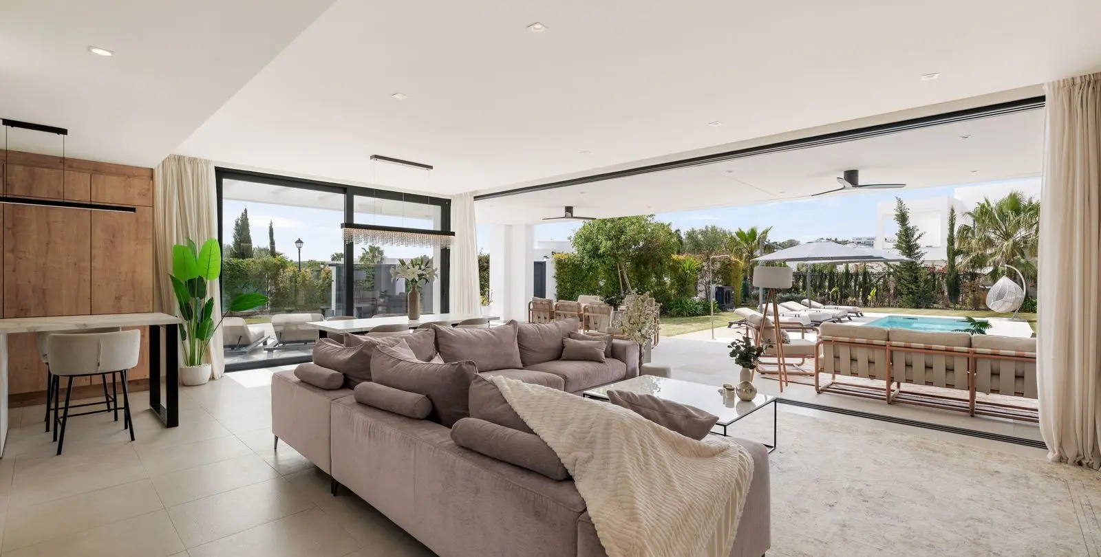 Venta de villa independiente en La Cala Golf 5