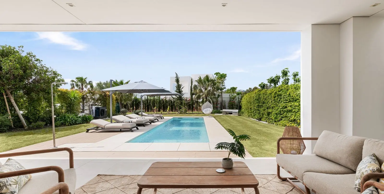 Venta de villa independiente en La Cala Golf 10