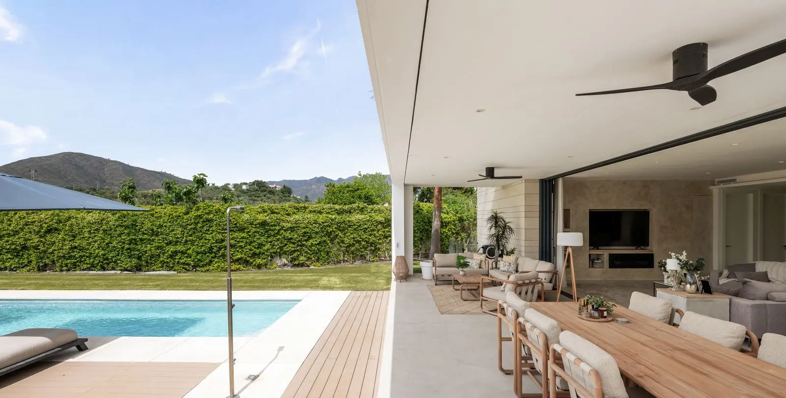 Venta de villa independiente en La Cala Golf 12