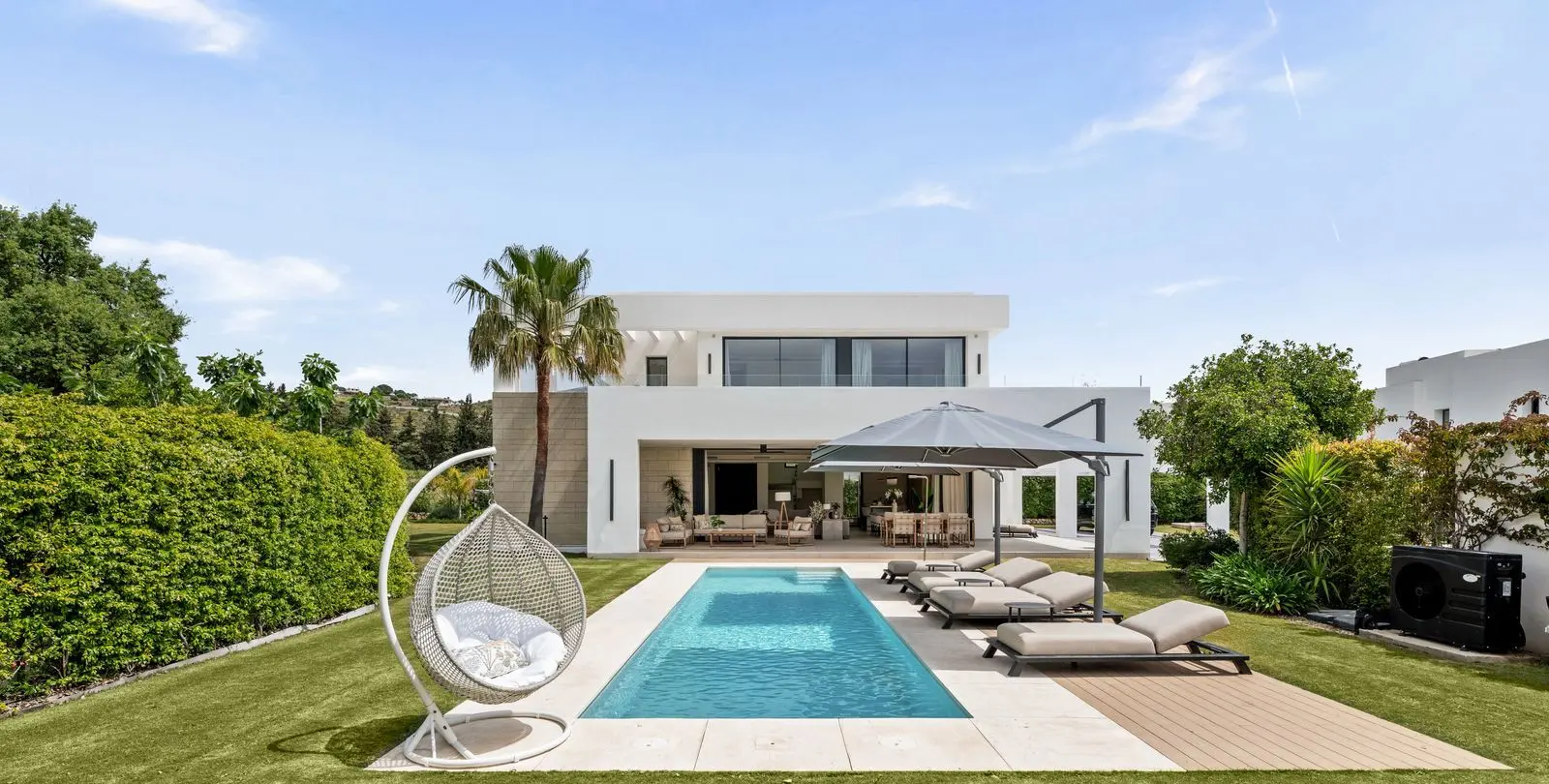 Venta de villa independiente en La Cala Golf 40