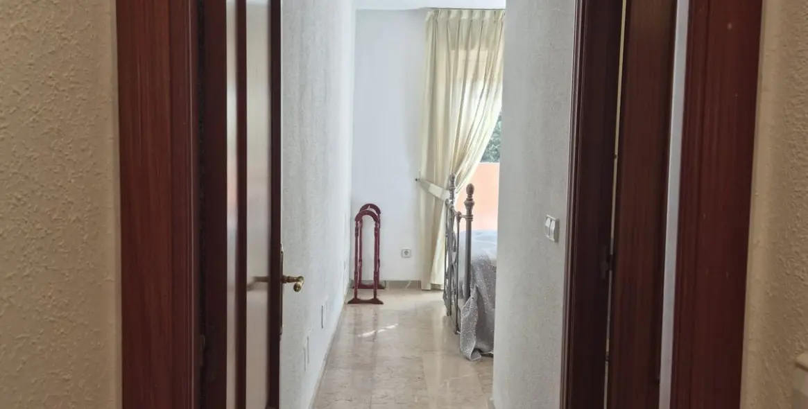 Продажа двухуровневого пентхауса в Casares Playa 9
