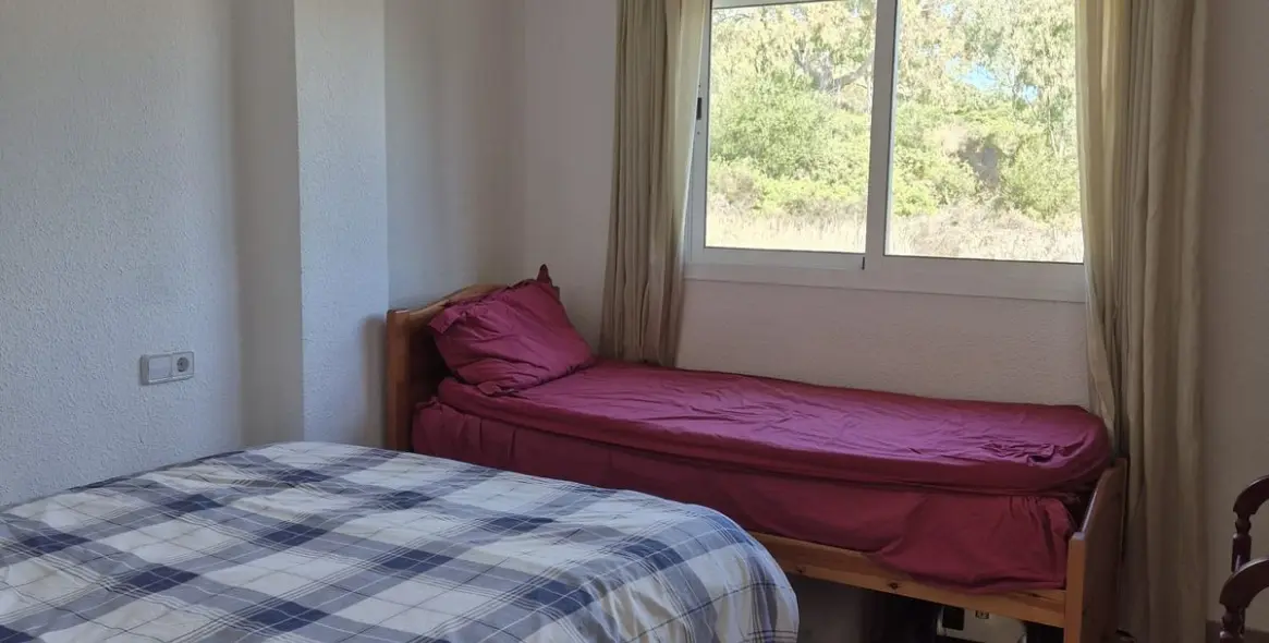 Продажа двухуровневого пентхауса в Casares Playa 11