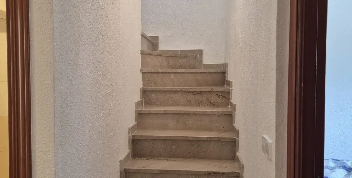 Продажа двухуровневого пентхауса в Casares Playa 18