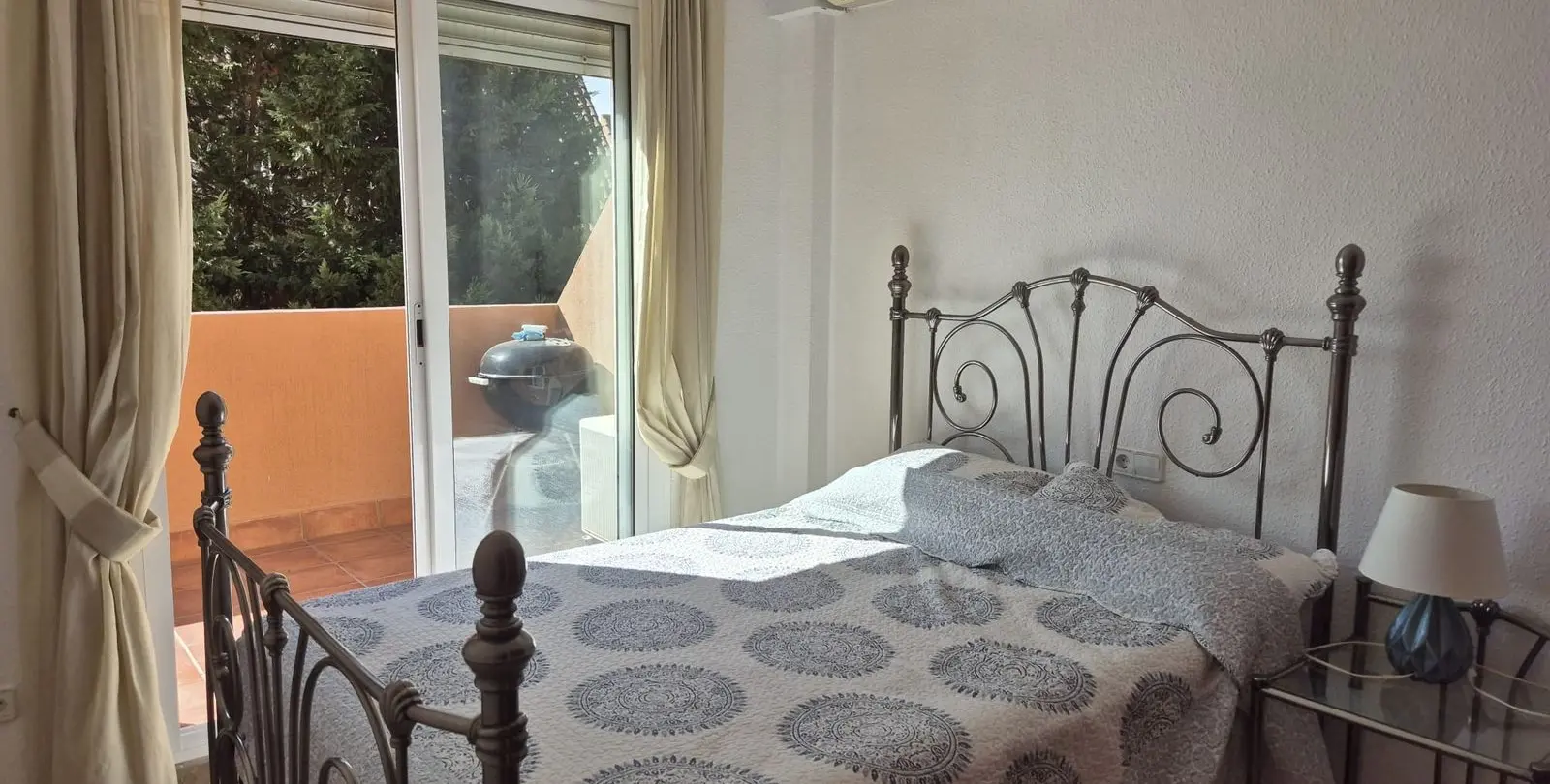 Продажа двухуровневого пентхауса в Casares Playa 16