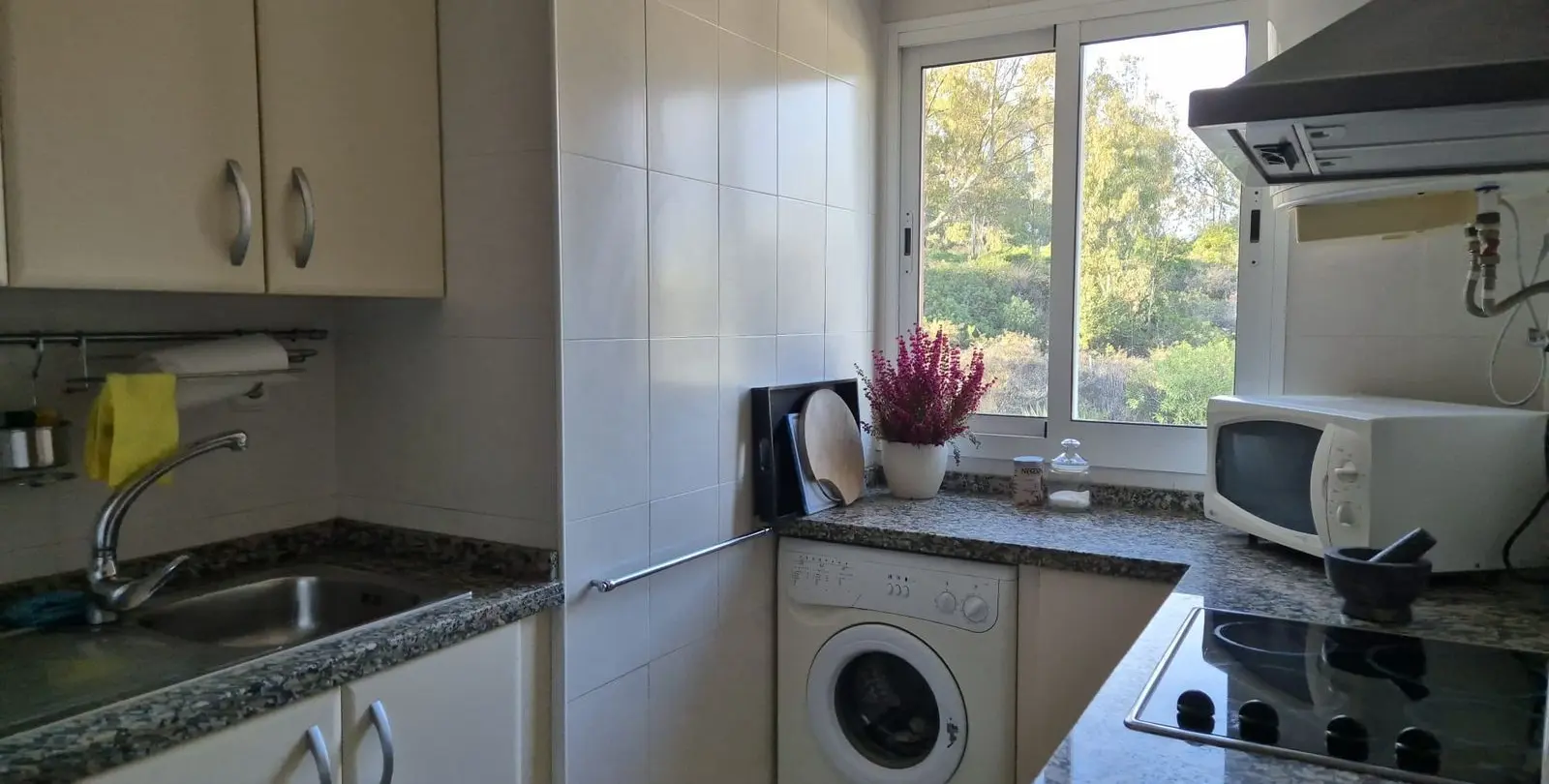 Продажа двухуровневого пентхауса в Casares Playa 20