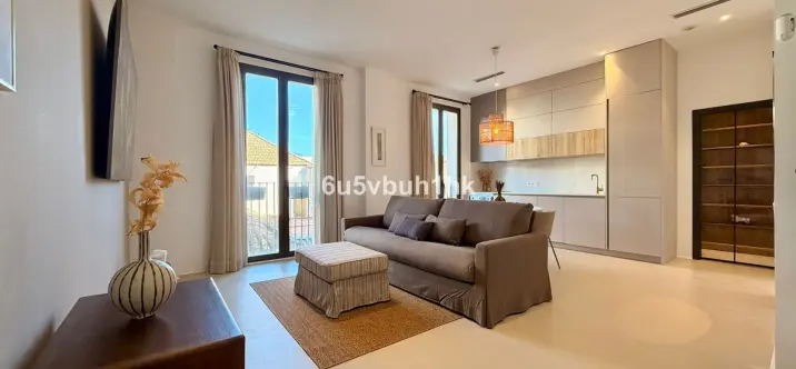 Продажа апартаментов на первом этаже в Malaga - Centro 1