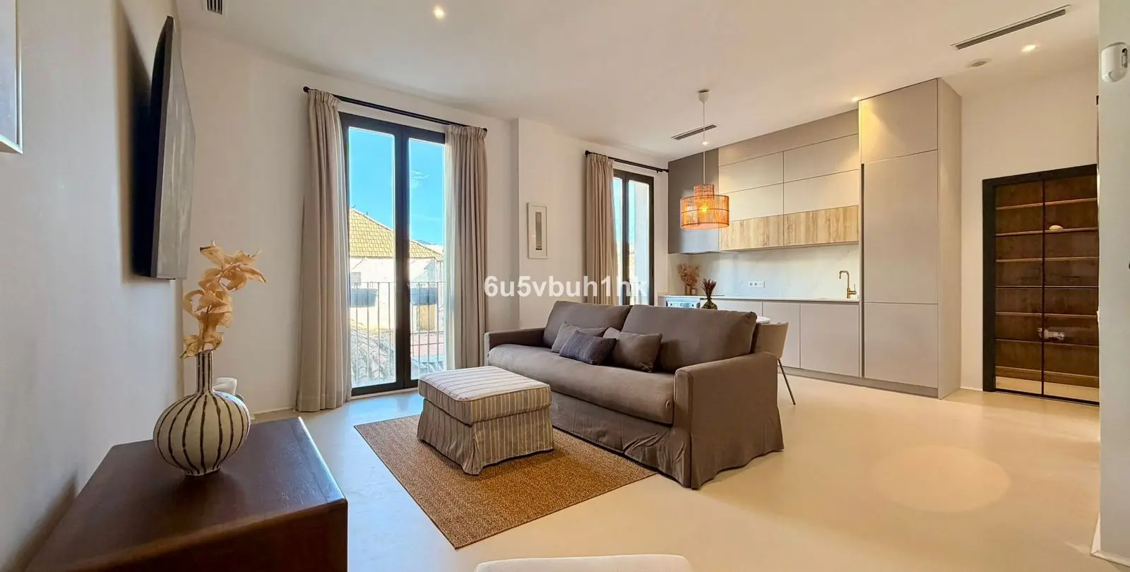 Sale of ground floor apartment in Malaga - Centro 1