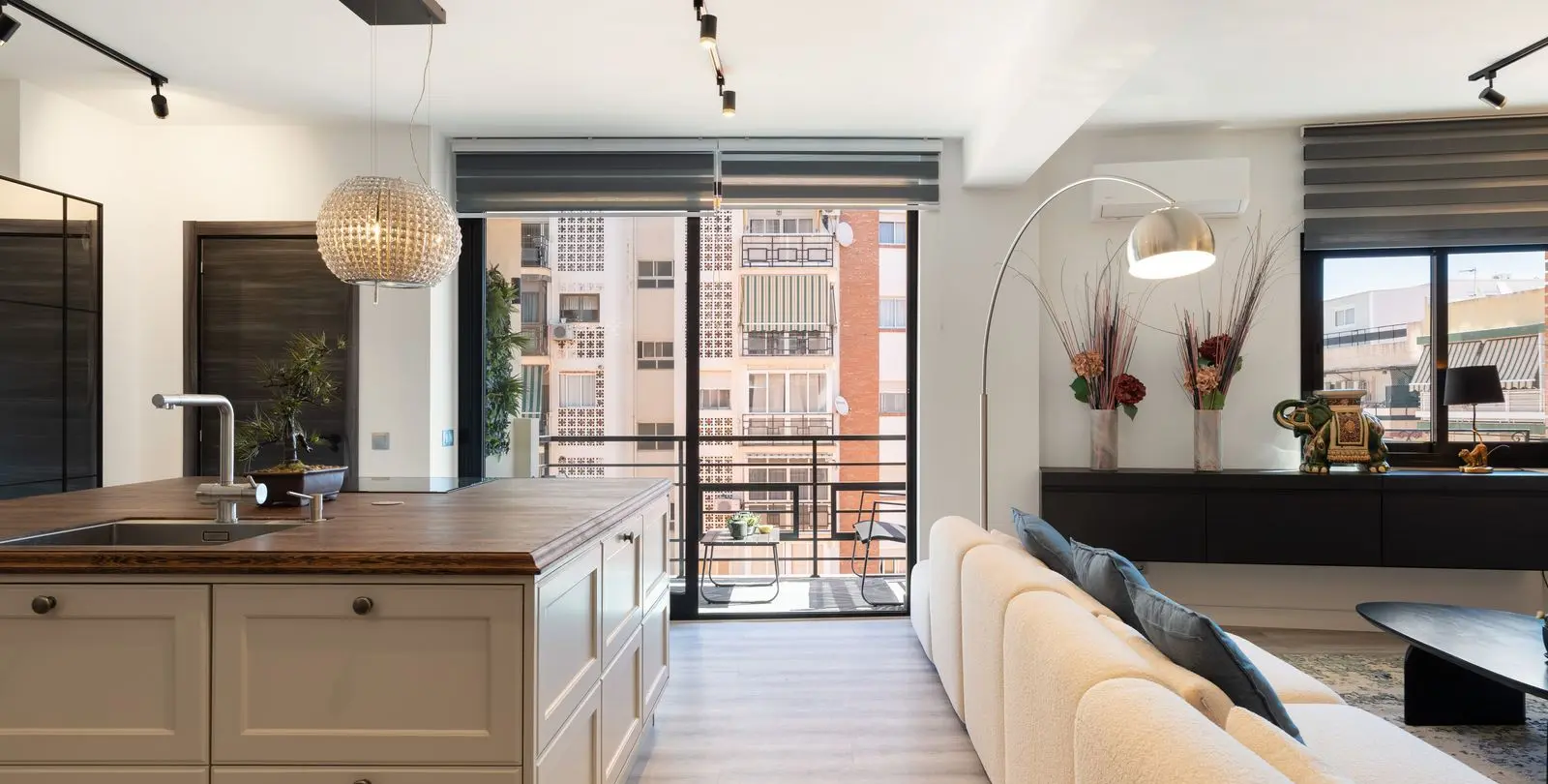 Venta de apartamento en planta media en Fuengirola 12