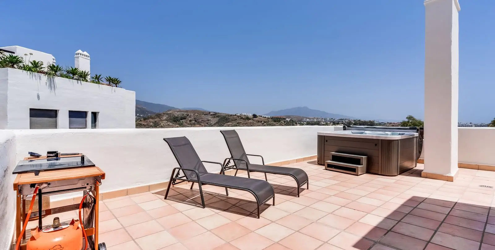 Продажа пентхауса в Estepona 20