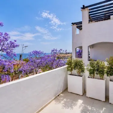 Продажа апартаментов на среднем этаже в Benalmadena Pueblo