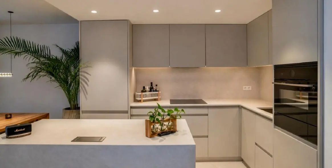 Sale of middle floor apartment in Benalmadena Pueblo 6