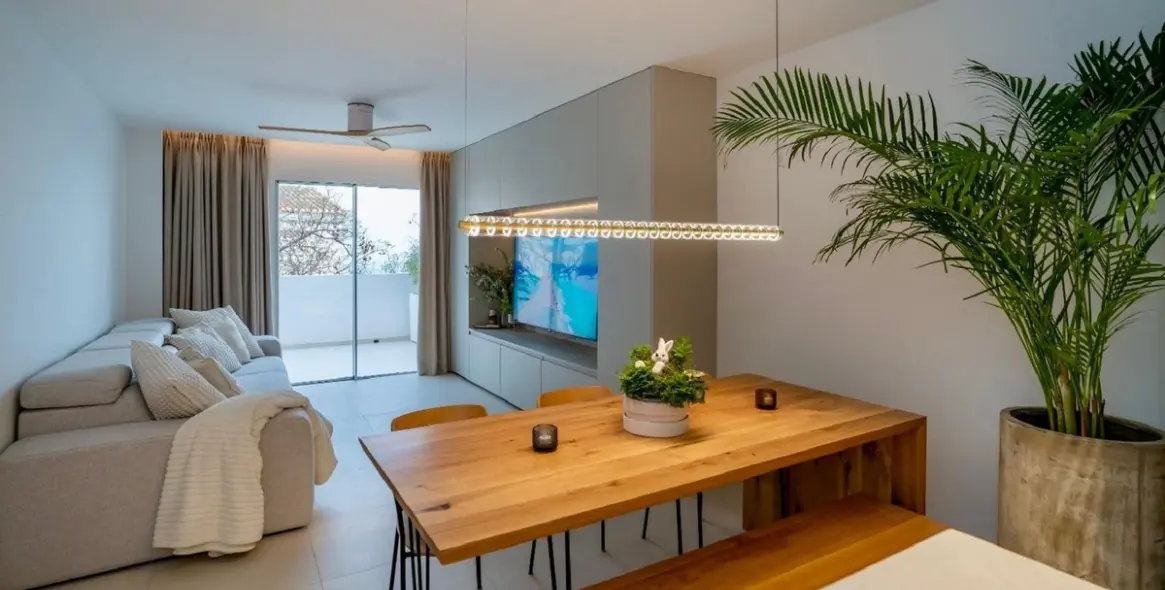 Sale of middle floor apartment in Benalmadena Pueblo 8