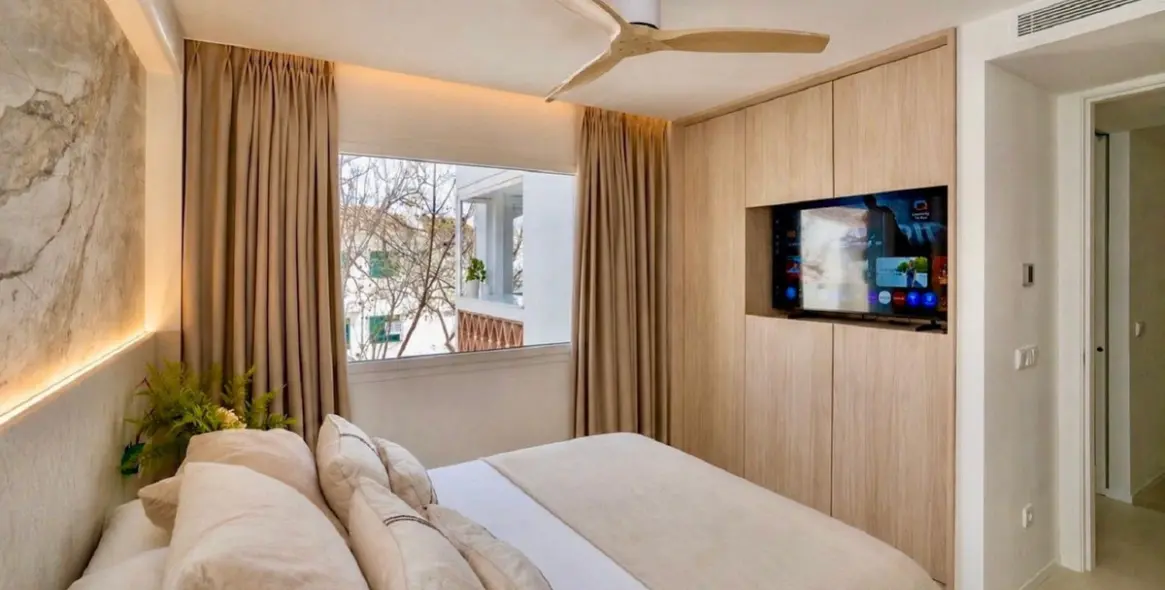 Sale of middle floor apartment in Benalmadena Pueblo 11