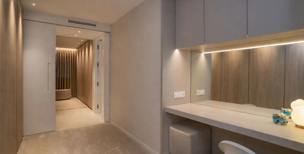 Sale of middle floor apartment in Benalmadena Pueblo 17