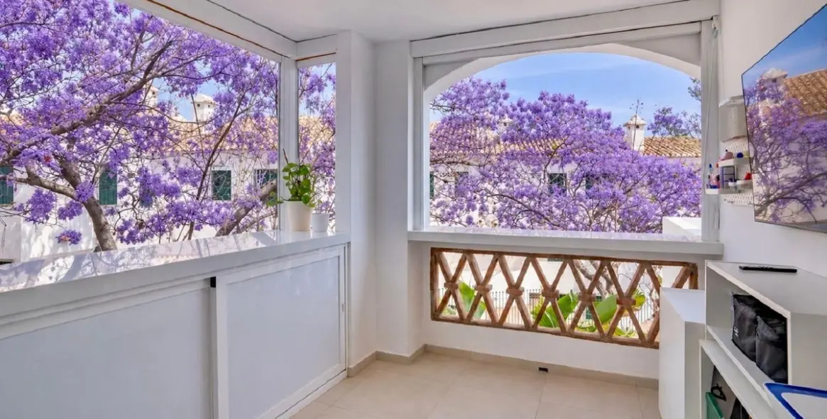 Sale of middle floor apartment in Benalmadena Pueblo 18