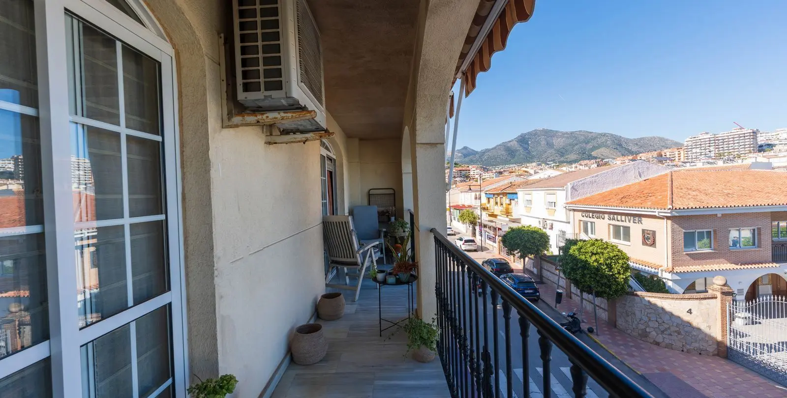 Sale of penthouse duplex in Los Pacos 13