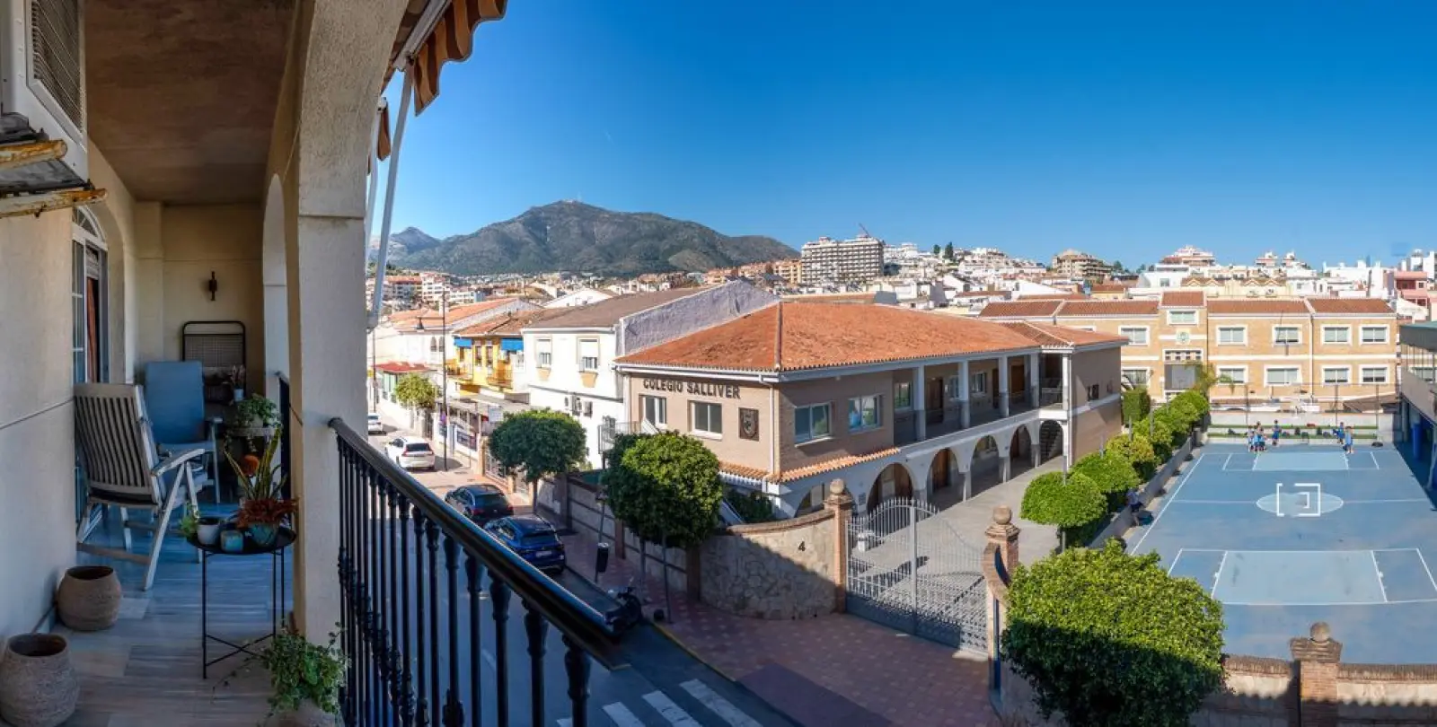 Sale of penthouse duplex in Los Pacos 14