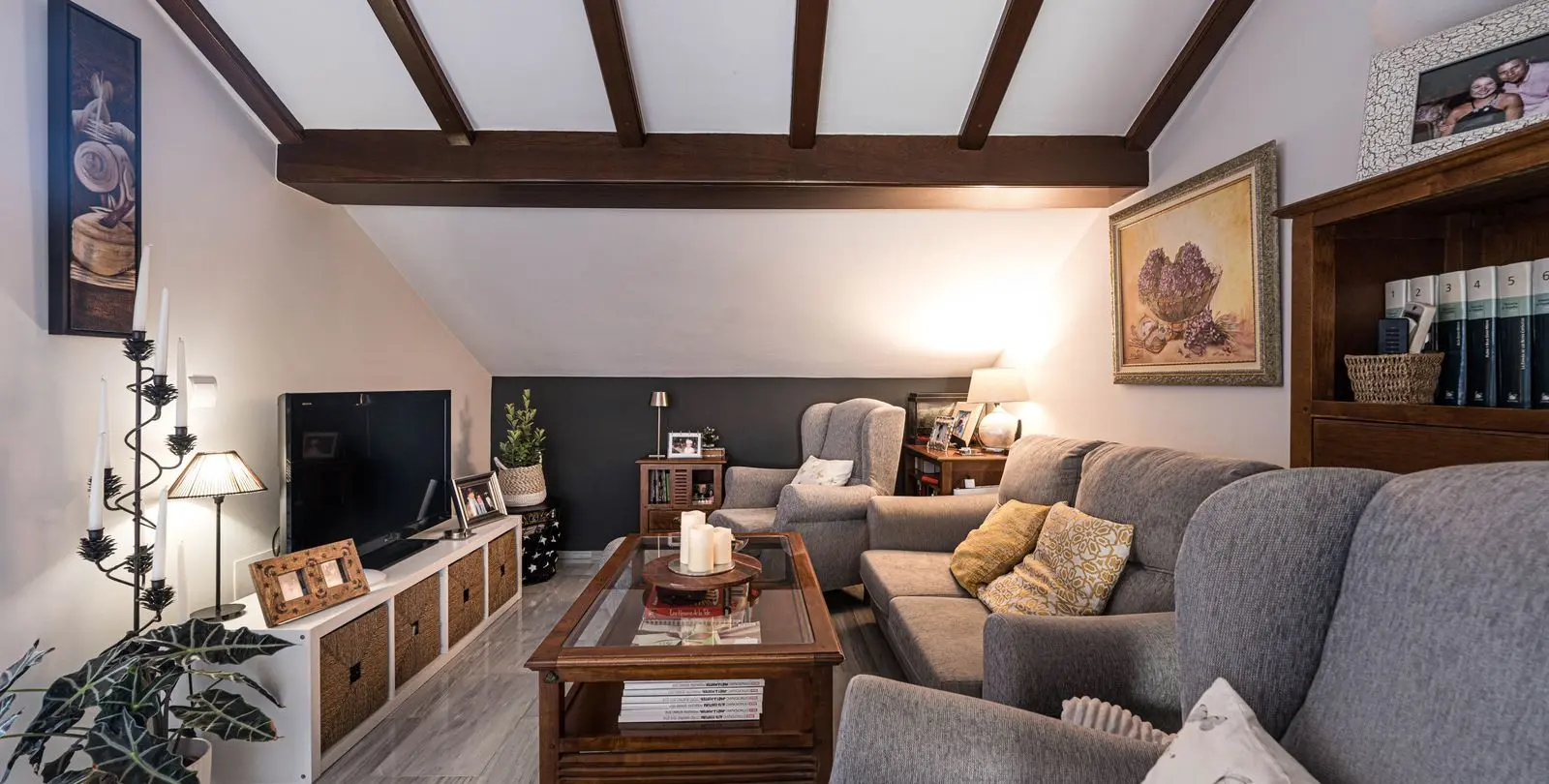 Sale of penthouse duplex in Los Pacos 26